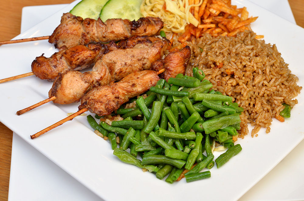 Surinaamse eten catering thuis